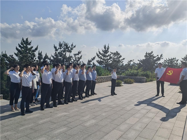 中建筑港二公司与属地政府及中建威海区域子公司开展主题党日活动
