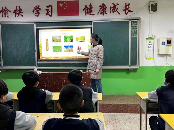 节约粮食我先行 俭以养德树新风—邯郸市丛台区实验中学志愿服务实践活动
