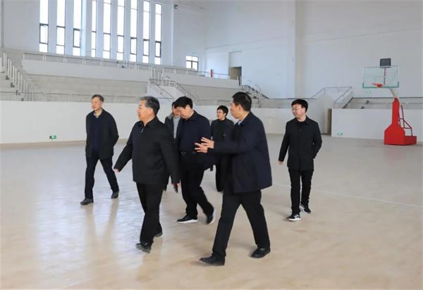 张志和教授莅临邓州市湍北高中视察指导