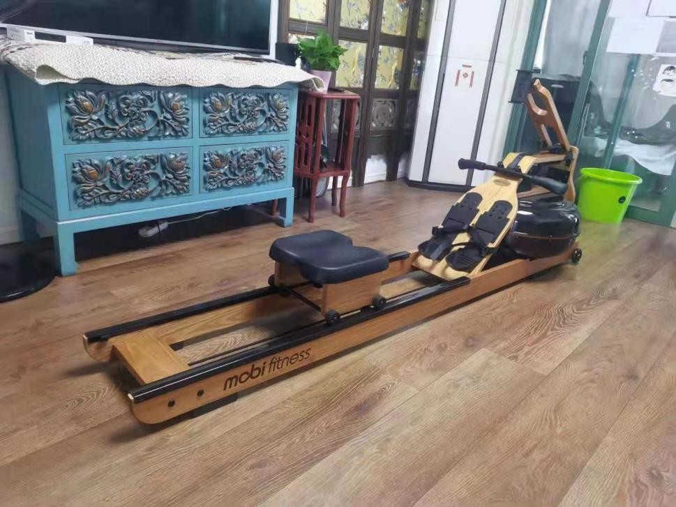 你永远可以相信明星的审美！这款高颜值神器简直是健身塑形的不二之选——莫比家用椭圆机