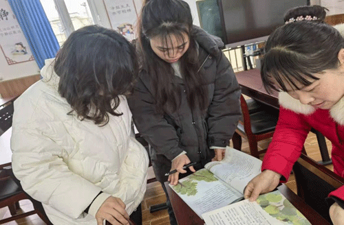 聚焦“双减”政策，优化作业设计——彭州市七一小学语文教研组作业设计研讨活动