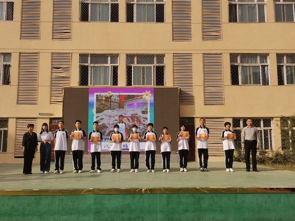 赋能新学期 同心话未来——邯郸市丛台区实验中学召开新学期学生动员会