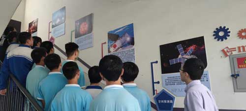 彭州一中实验学校开展2022 年全国科普日校园科普活动