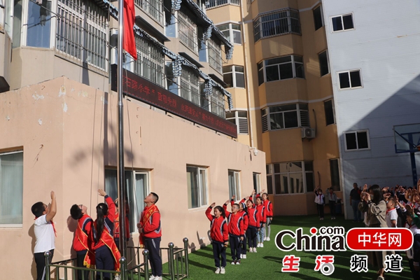 烟台芝罘新石路小学：开展“讲红色故事做强国少年”红色故事宣讲活动