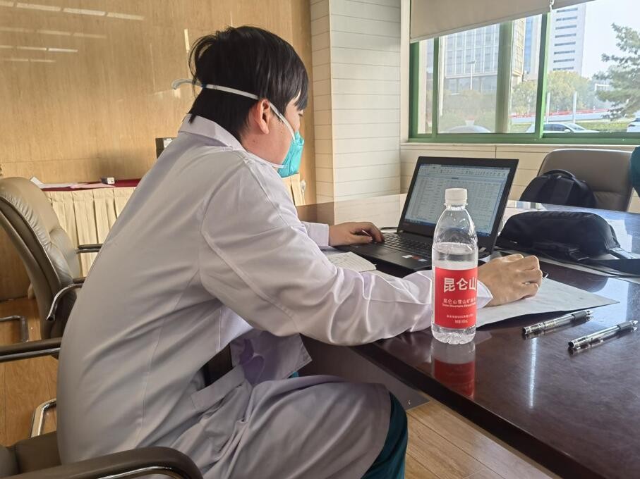 昆仑山矿泉水驰援郑州、福州防疫一线