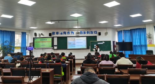教学比武 共促成长——彭州市升平小学青年教师赛课活动