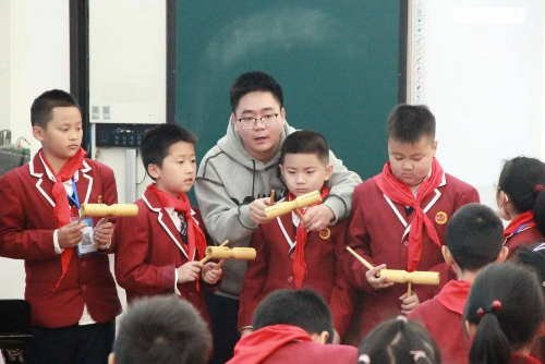 彭州市教育研究培训中心举办“彭州市2022-2023年度”中小学音乐新教师公开课比赛