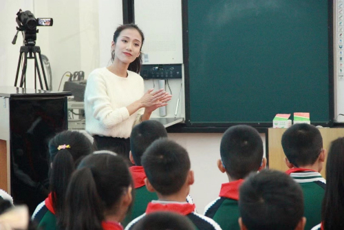 彭州市教育研究培训中心举办“彭州市2022-2023年度”中小学音乐新教师公开课比赛