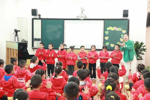 彭州市教育研究培训中心举办“彭州市2022-2023年度”中小学音乐新教师公开课比赛