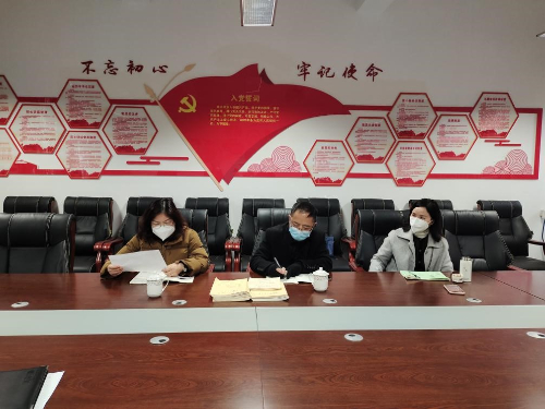 彭州一中实验学校接受市教育局教学常规专项检查