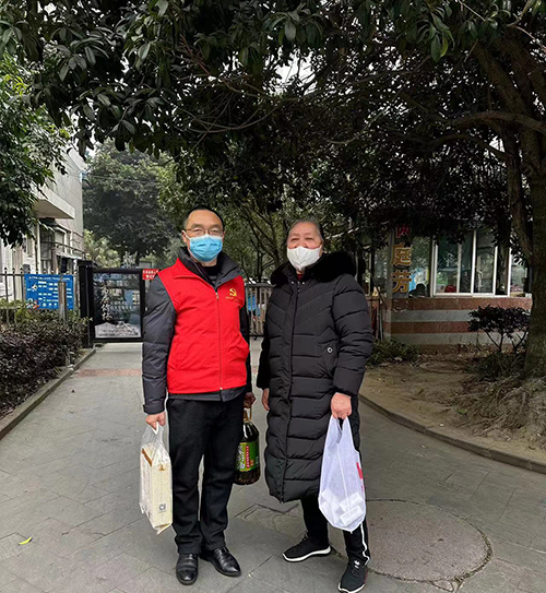彭州市致和中学开展“志愿服务送关爱·文明实践树新风”主题系列活动   