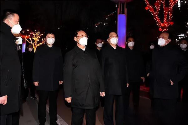 张维亮樊成华调研城市品质提升和节日氛围营造工作