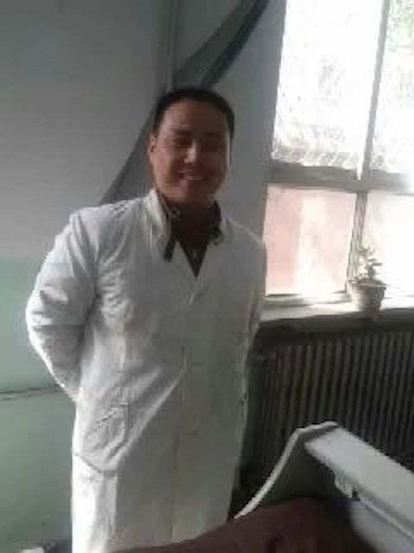 一线党旗红 先锋显担当——邯郸市钢苑中学党委先锋党员报道之陈志民