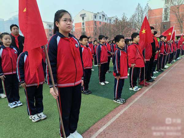 不负春光 温暖前行——邯郸市丛台区春光小学春季开学第一天