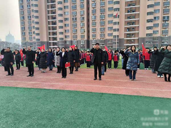 不负春光 温暖前行——邯郸市丛台区春光小学春季开学第一天