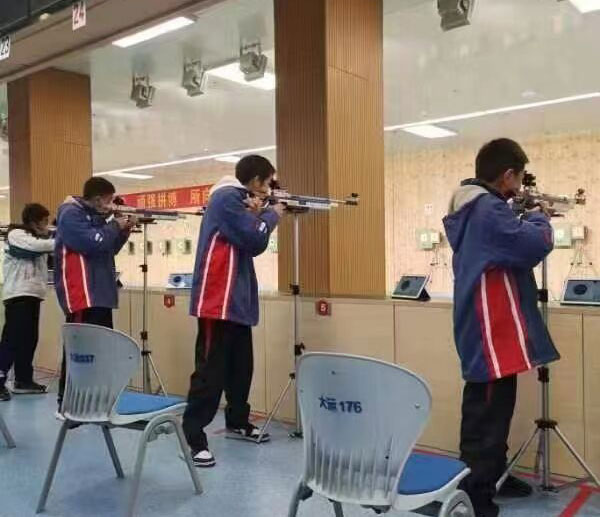 奥运之星|崇州市廖家中学射击代表队获成都市团体一等奖
