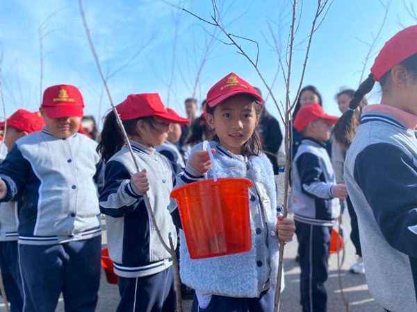 春风十里，正“植”有你｜邯郸市丛台区荀子实验第三小学植树节实践活动