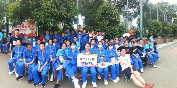【十中 • 校园故事】在春天里且行且歌 • 胡志英——邯郸市第十中学“十佳三八红旗手故事锦集(三)