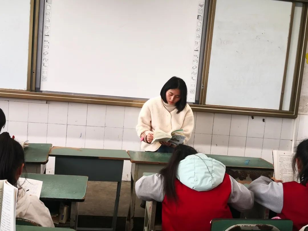成都市青白江区福洪益海小学开展“书香福小”大阅读活动