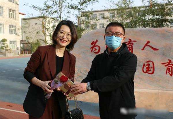 春风育桃李，巾帼展芳华——邯郸市第二十七中学庆“三八”活动侧记