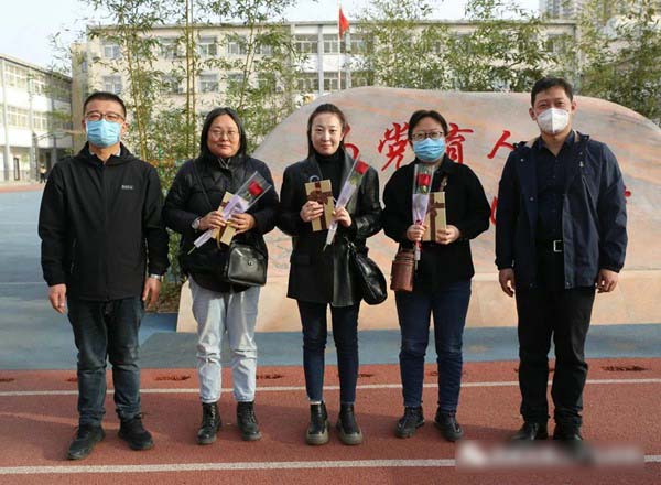 春风育桃李，巾帼展芳华——邯郸市第二十七中学庆“三八”活动侧记