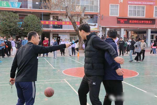 春风育桃李，巾帼展芳华——邯郸市第二十七中学庆“三八”活动侧记