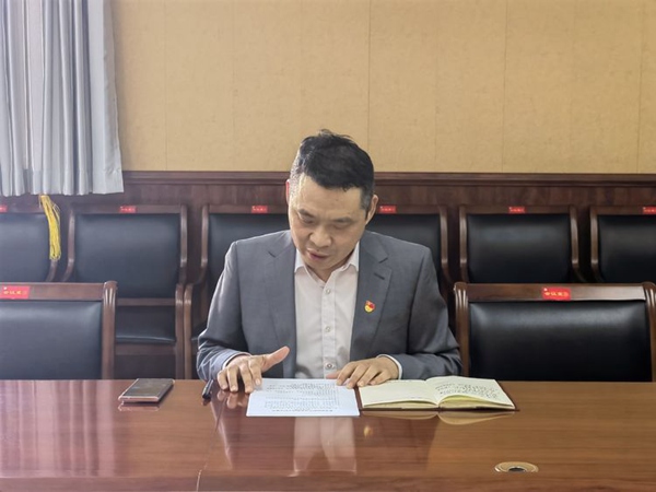 凝心聚力 团结向党———邯郸市丛台区实验中学2022年度组织生活会暨民主评议党员大会