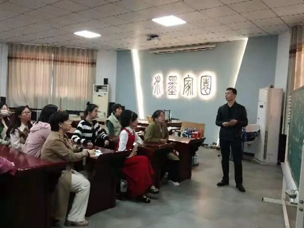 【转作风 正行风 提效能】桃李芬芳女神日 杏坛温情三八节 —邯郸市丛台区广安小学开展三八妇女节活动