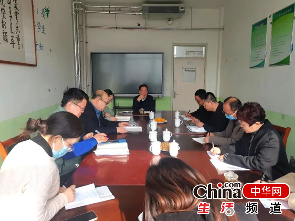 听课走出去 经验带回来——烟台市莱山区院格庄中学走进海阳美宝学校观摩听课