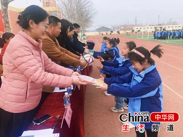 发扬奥运精神 展我少年风采——烟台莱山区朱塂堡小学举行全民健身启动仪式