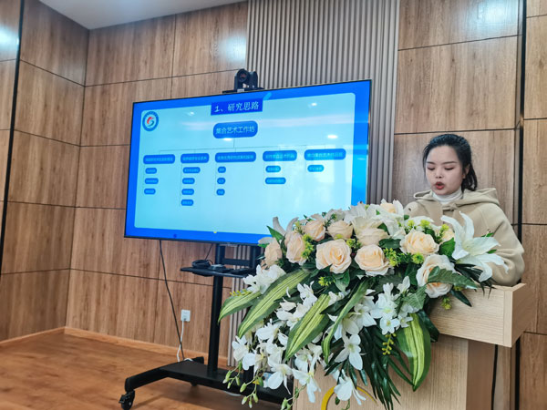 崇州市2022年度教育科研立项课题集中开题报告会成功举办