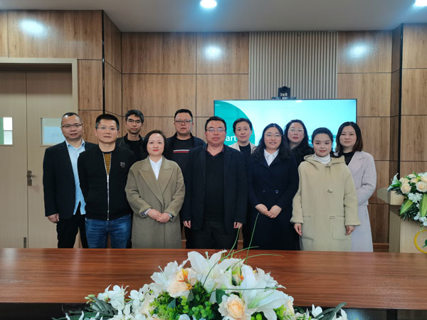 崇州市2022年度教育科研立项课题集中开题报告会成功举办