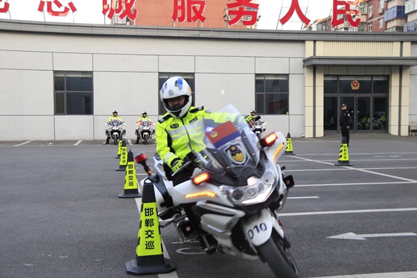 【强基础、树形象、严管理、优服务】第18期 坚守初心 接续奋斗 邯郸交巡警开启新征程奋楫再出发
