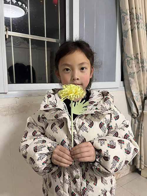 彭州市九尺小学：清明时节寄哀思 英烈精神励今人