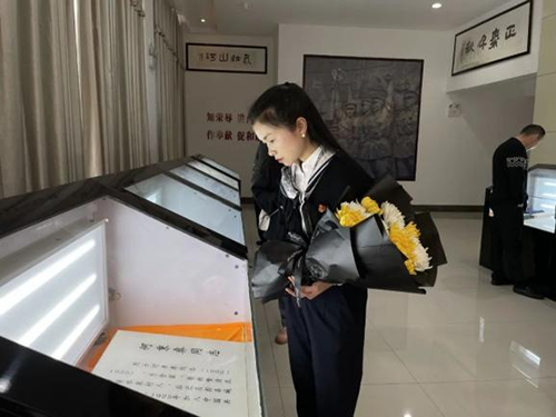 彭州市机关幼儿园开展清明节主题党团日活动