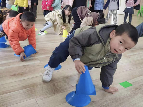 快乐体能，趣享不停——彭州市桂花幼儿园开展体能特色课程