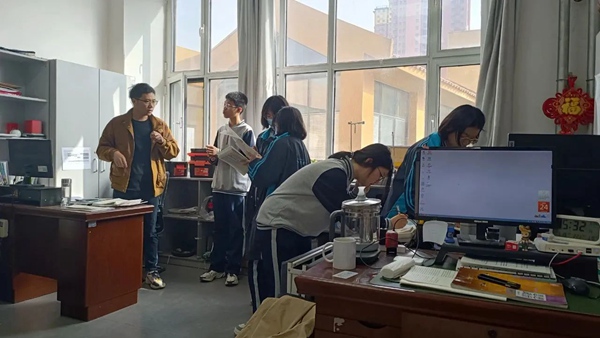 辛勤耕耘，只待花开——邯郸市第二中学