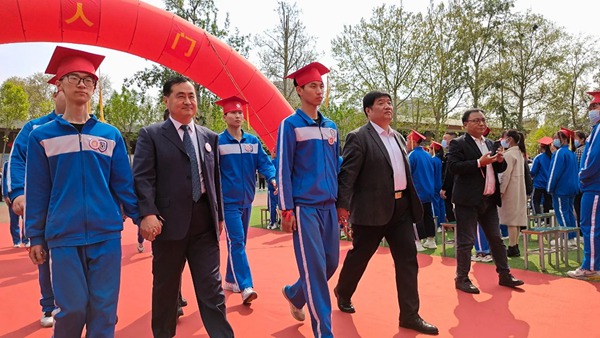 “十八而志 圆梦高考”——邯郸市钢苑中学2023届高三成人礼暨高考冲刺60天誓师大会