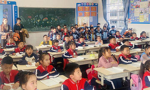 彭州航空动力园区实验小学：幼小互动  感悟成长