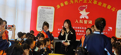 彭州航空动力园区实验小学：幼小互动  感悟成长