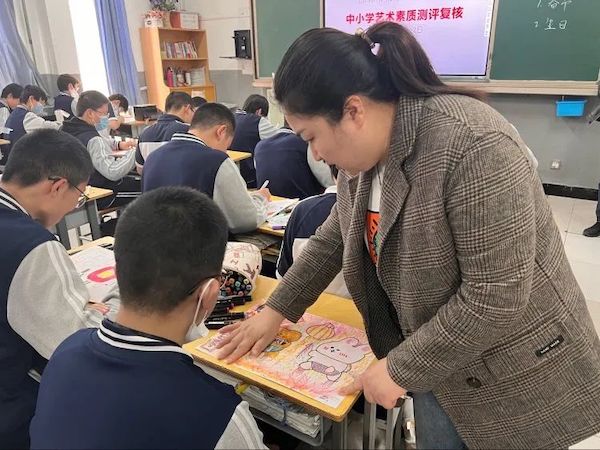 艺术测评入校园 邯郸市第十一中学学子展风采
