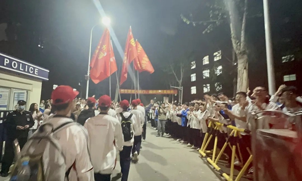 超越极限 挑战自我 廊坊市第十五中学举行第十一届百里远足活动