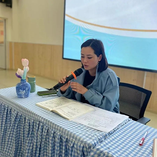 彭州市隆丰幼儿园开展环境看评活动