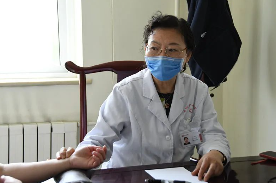 东城中医医院专家武维平：肿瘤防治 全面行动 甲状腺结节离肿瘤有多远？