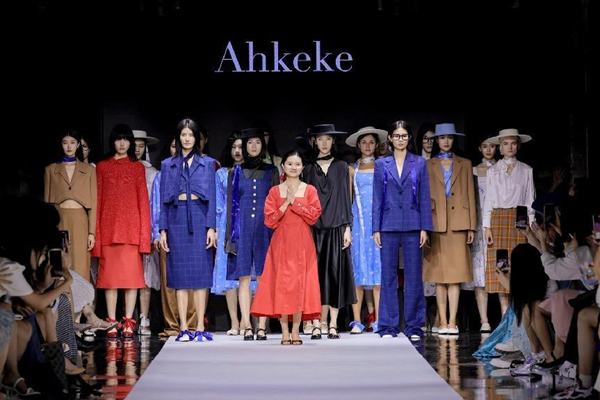 Ahkeke首秀直击 | 以细节打动人心 打造舒适自在的时尚感