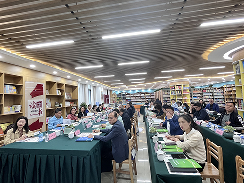 彭州市2022年度成都市教育质量综合评价报告解读及培训会在北城小学举行