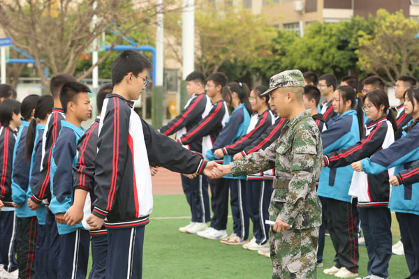 汗水与热血 致我们无悔的青春