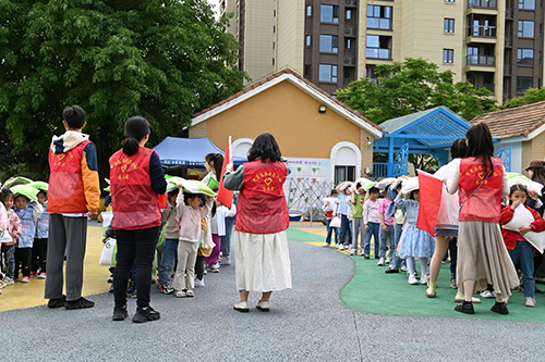彭州市实验幼儿园开展2023年防灾减灾应急疏散演练