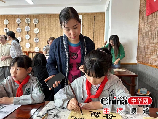 以笔写心，用书法表达母爱