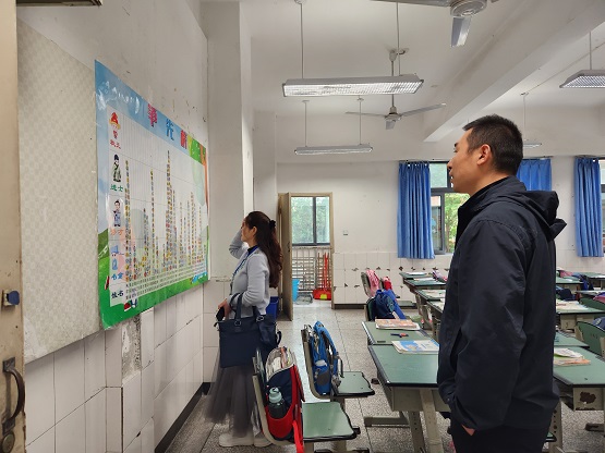 同心同德共谋划   凝心聚力促发展